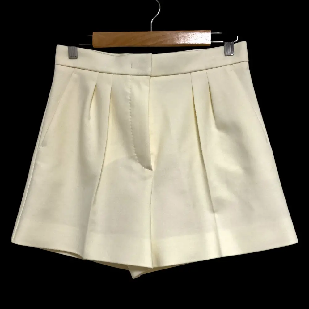 25SS Max Mara マックスマーラ ツータックショートパンツ 25111410116 サイズ42 アイボリー