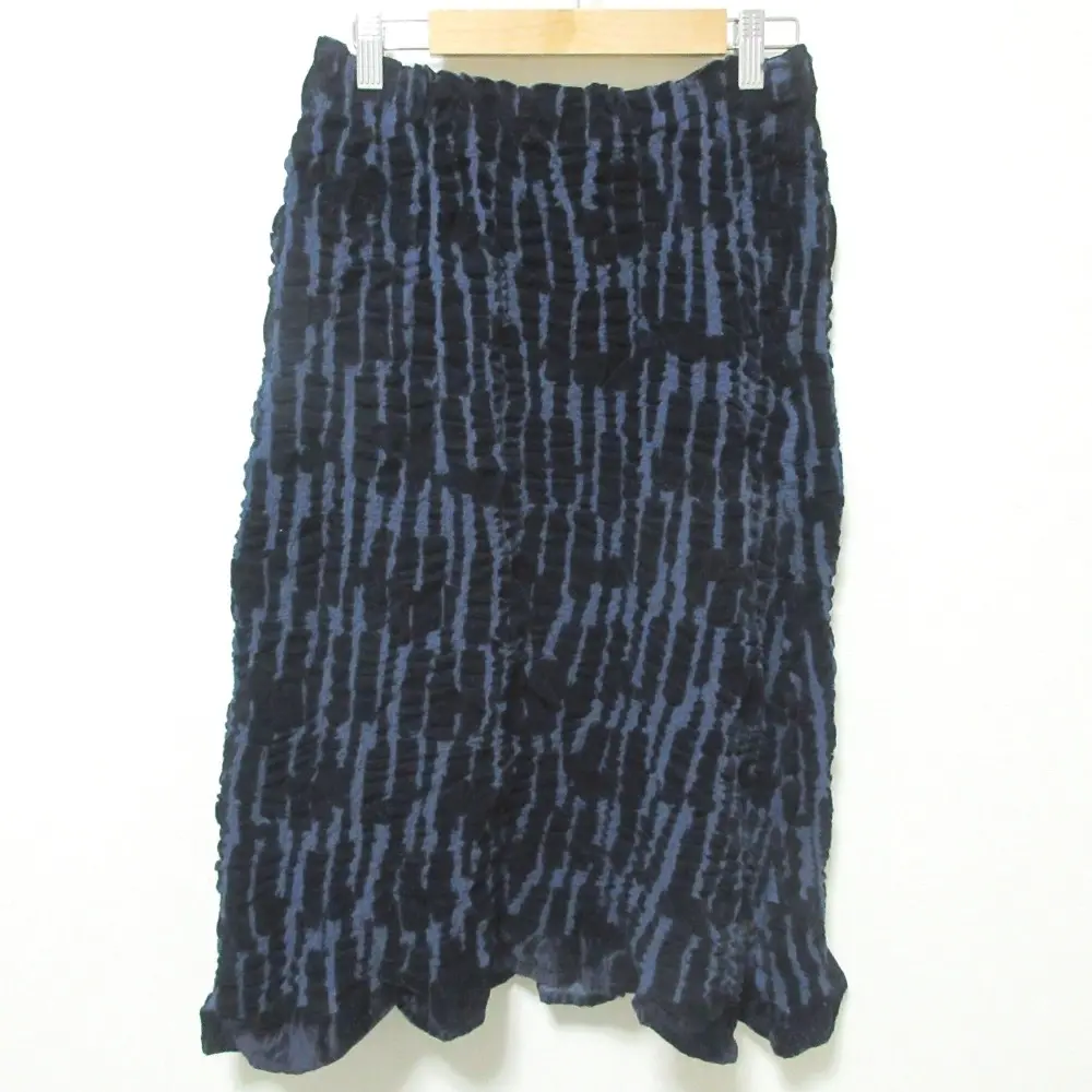 24AW me ISSEY MIYAKE ミーイッセイミヤケ PIANO FLOCKY CAULIFLOWER イージースカート MI44FG743 NAVY-HUED ネイビー