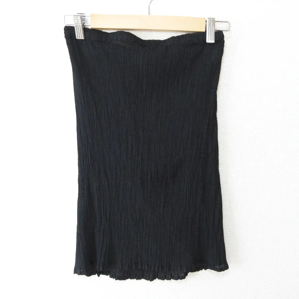 me ISSEY MIYAKE ミーイッセイミヤケ ひざ丈 タイト プリーツ イージースカート MI55FG110 ブラック