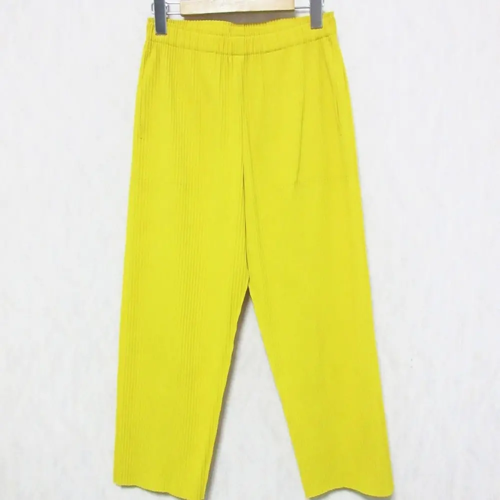 23AW me ISSEY MIYAKE ミーイッセイミヤケ JULY FINE KNIT PLEATS イージーウエスト プリーツパンツ MI34KF371 イエロー