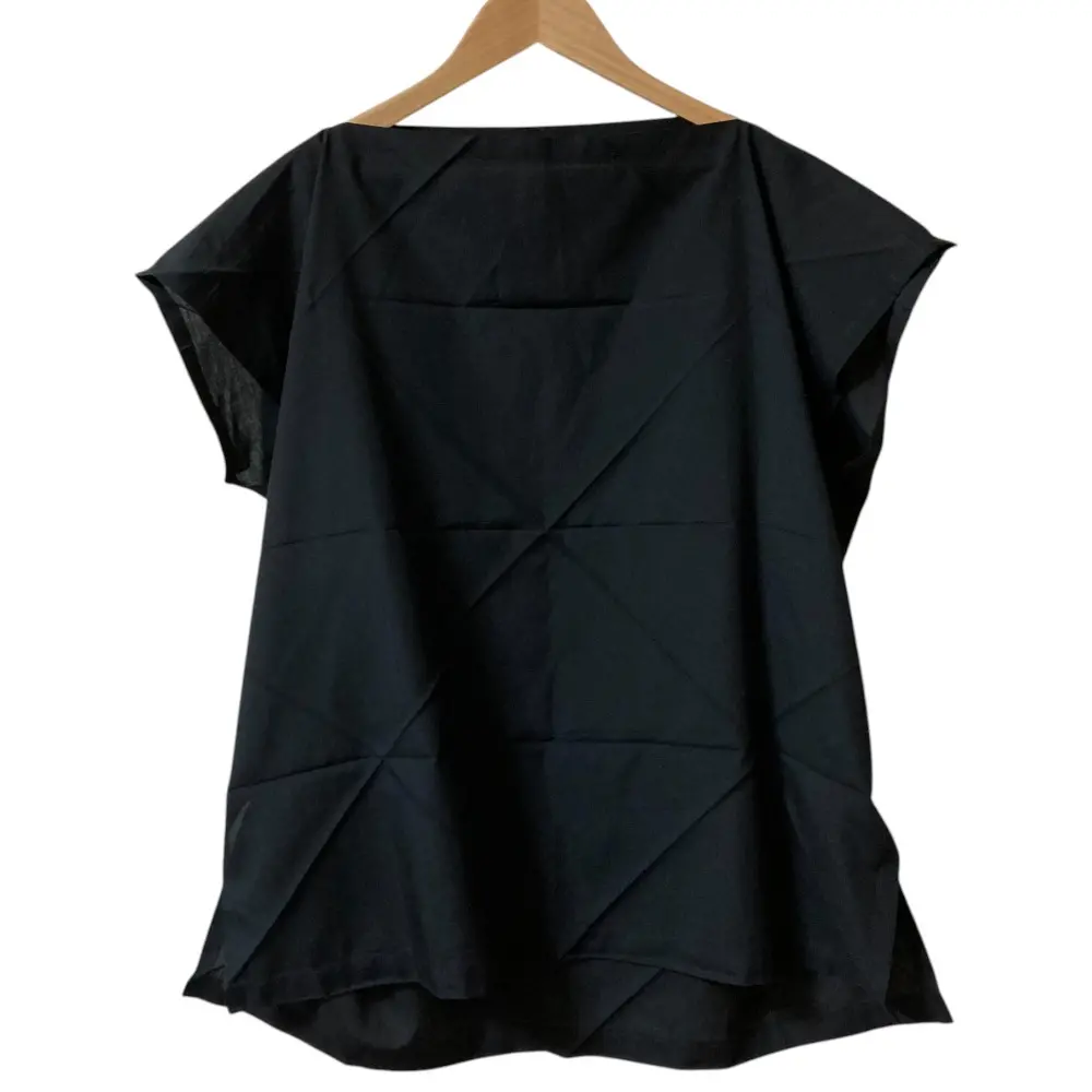 me ISSEY MIYAKE ミーイッセイミヤケ ショートスリーブ スクエアカットソー ブラウス プルオーバー MI53FK161 ブラック