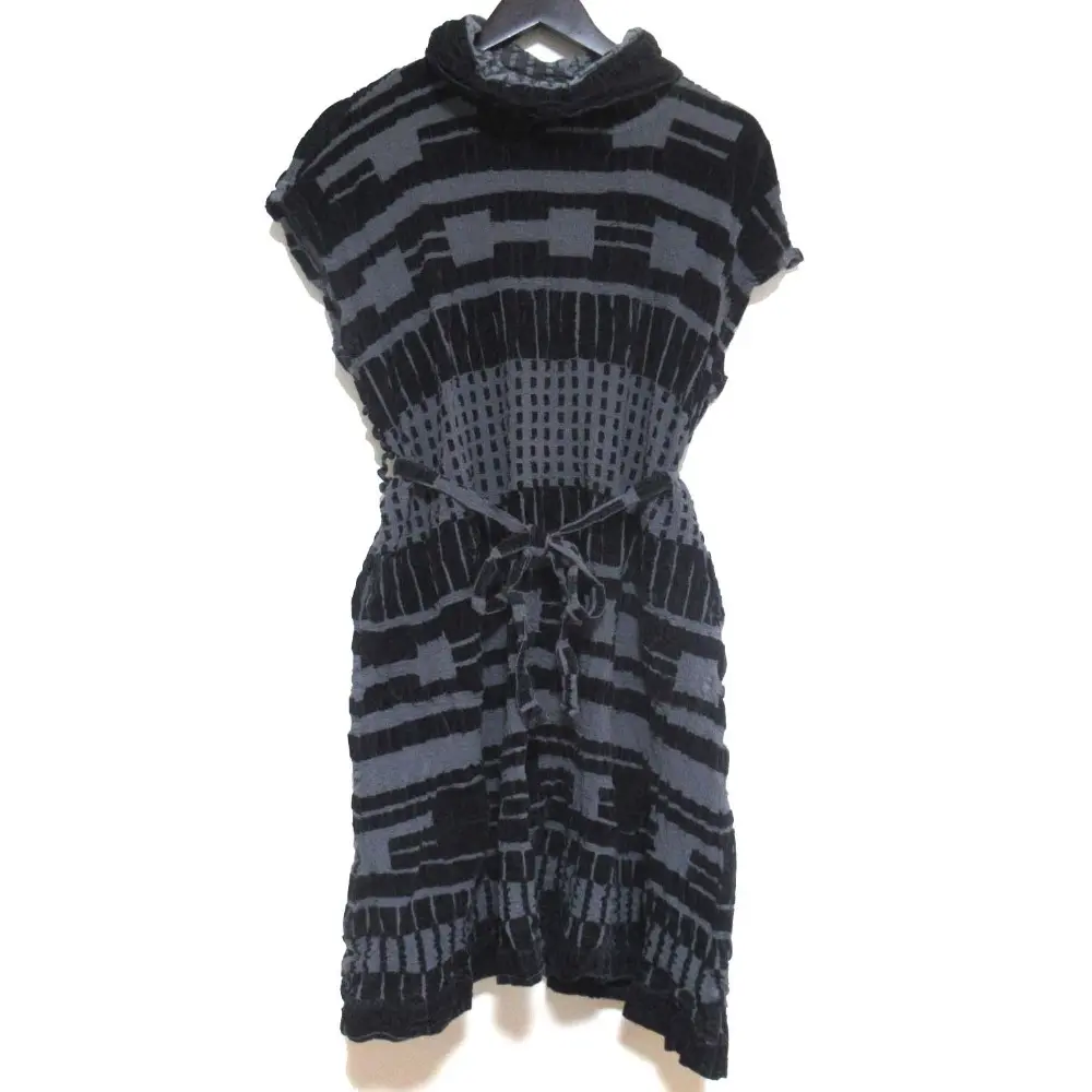 me ISSEY MIYAKE ミー イッセイミヤケ クレープ ハイネック フレンチスリーブ ワンピース MI72FH153 グレー×ブラック