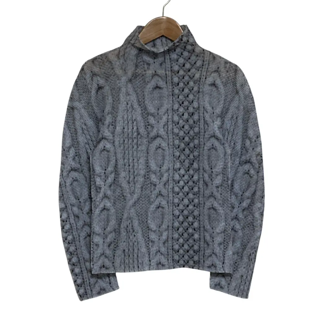 me ISSEY MIYAKE ミーイッセイミヤケ ハイネックブラウス MI03FJ171 グレー
