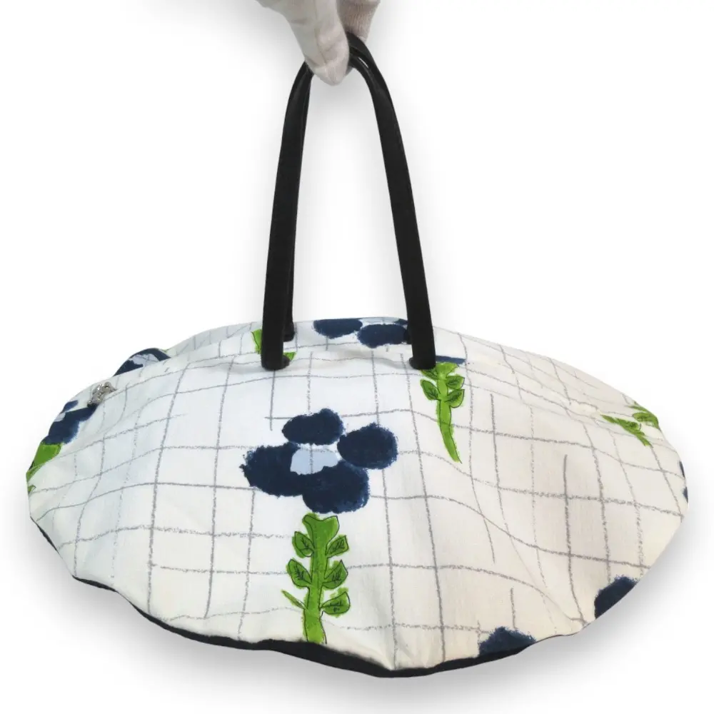 mina perhonen ミナペルホネン flow dance×choucho pizza bag ピザバッグ ハンドバッグ ホワイト ネイビー