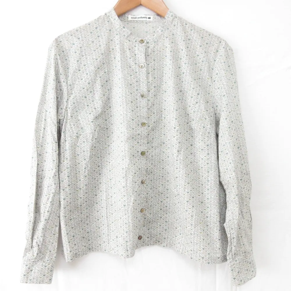 23AW mina perhonen ミナペルホネン forost wave バンドカラーブラウス シャツ aba1326 サイズ40 ライトベージュ