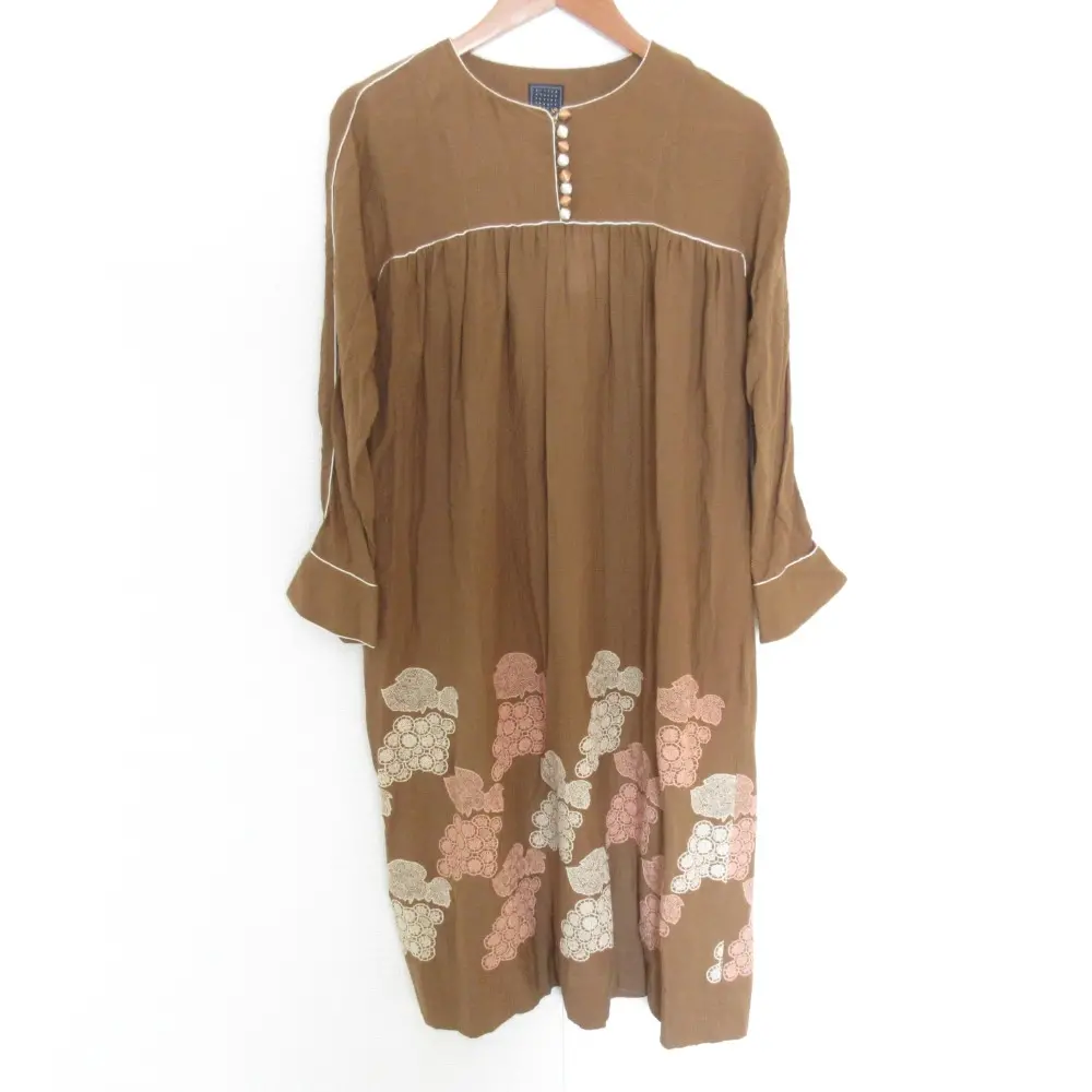 mina perhonen ミナペルホネン grapes 刺繍 コットン ワンピース サイズ36 キャメル