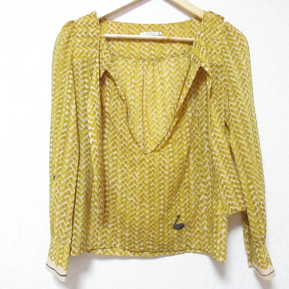 mina perhonen ミナペルホネン swan lake 長袖 ブラウス シャツ ka1243 サイズ1 マスタード