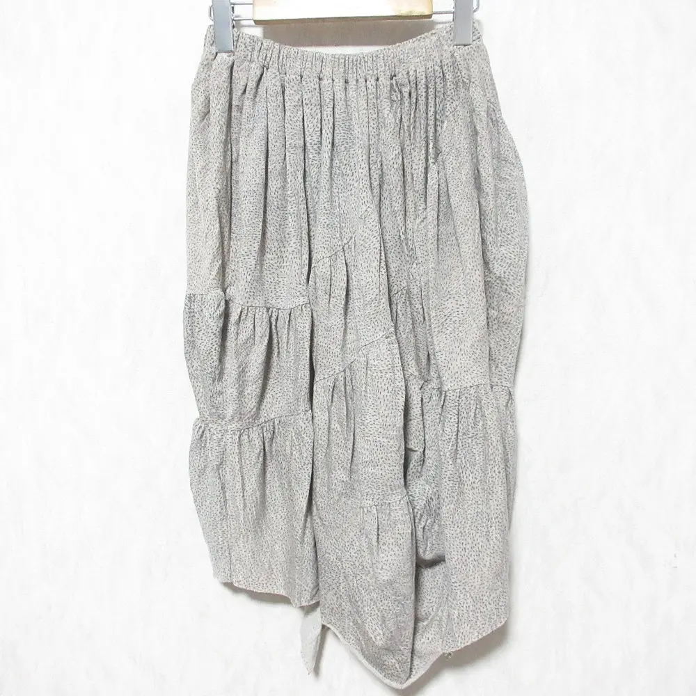 mina perhonen ミナペルホネン Frost アシンメトリー ギャザースカート ma8937 サイズ38 グレー
