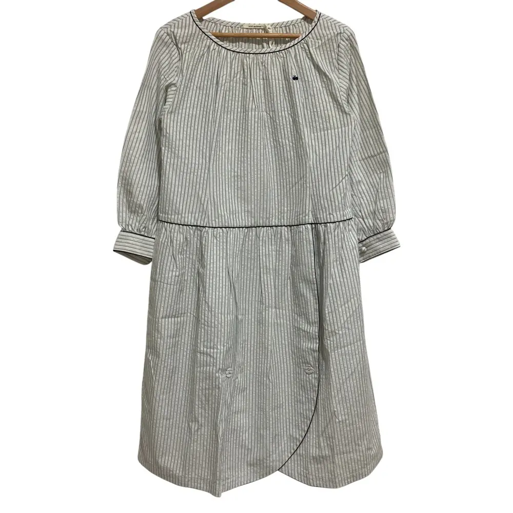 クリーニング済 mina perhonen ミナペルホネン lasting line シルクブレンド ワンピース サイズ36 ホワイト ブルーの買取実績【2025年6月買取】