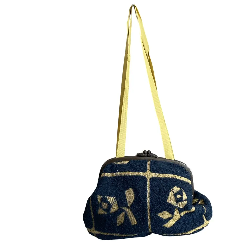 mina perhonen ミナペルホネン lulu がま口 リボンショルダーポーチ バッグ ブラック ネイビー