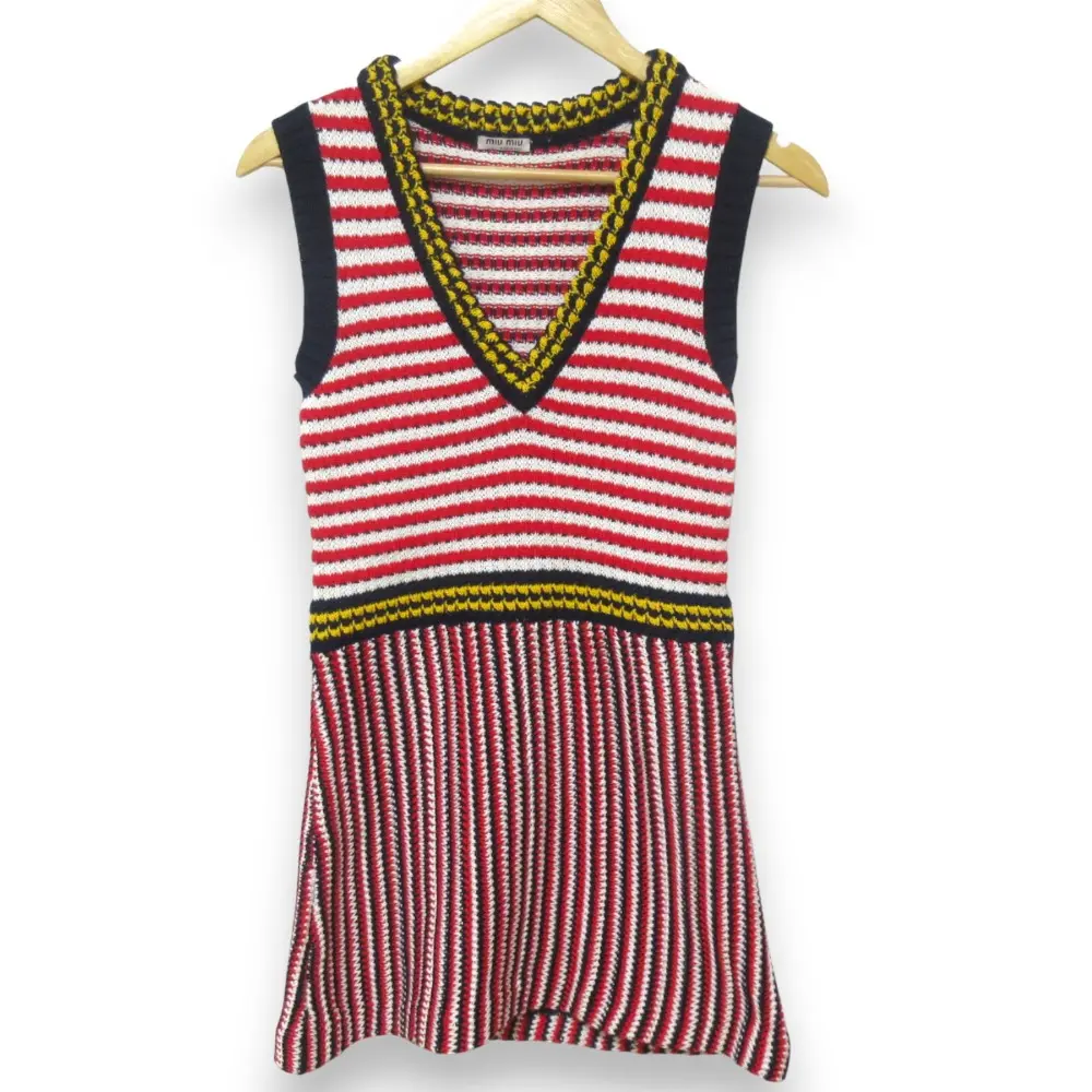 MIUMIU ミュウミュウ Vネック ノースリーブ ニット ミニワンピース サイズ36 レッド系マルチカラー