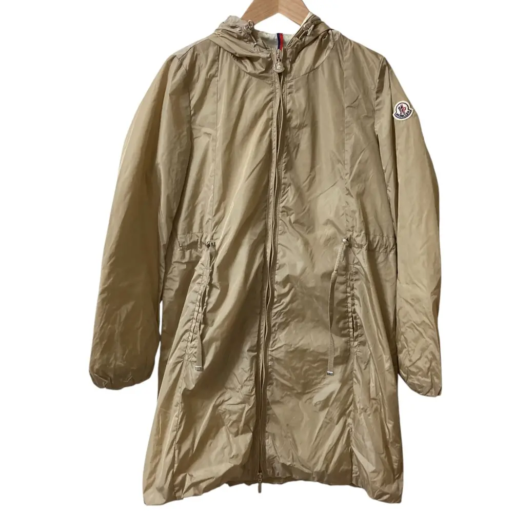 MONCLER モンクレール OMBRE ワッペン付き ナイロン フーディコート サイズ00 ベージュ