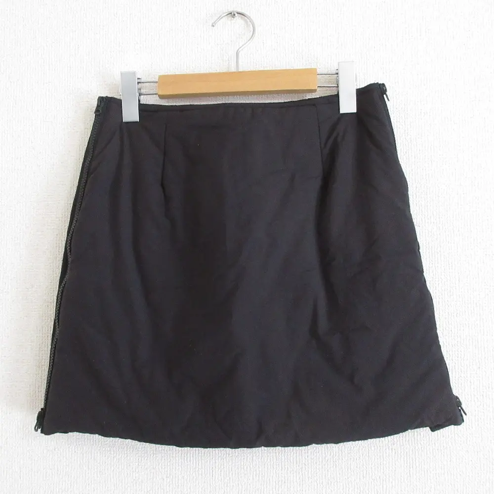 23AW MUSE de Deuxieme Classe ドゥーズィエムクラス ×ワイルドシングス 別注 プリマロフト パデッド ミニスカート 36 ブラックの買取実績【2024年10月買取】