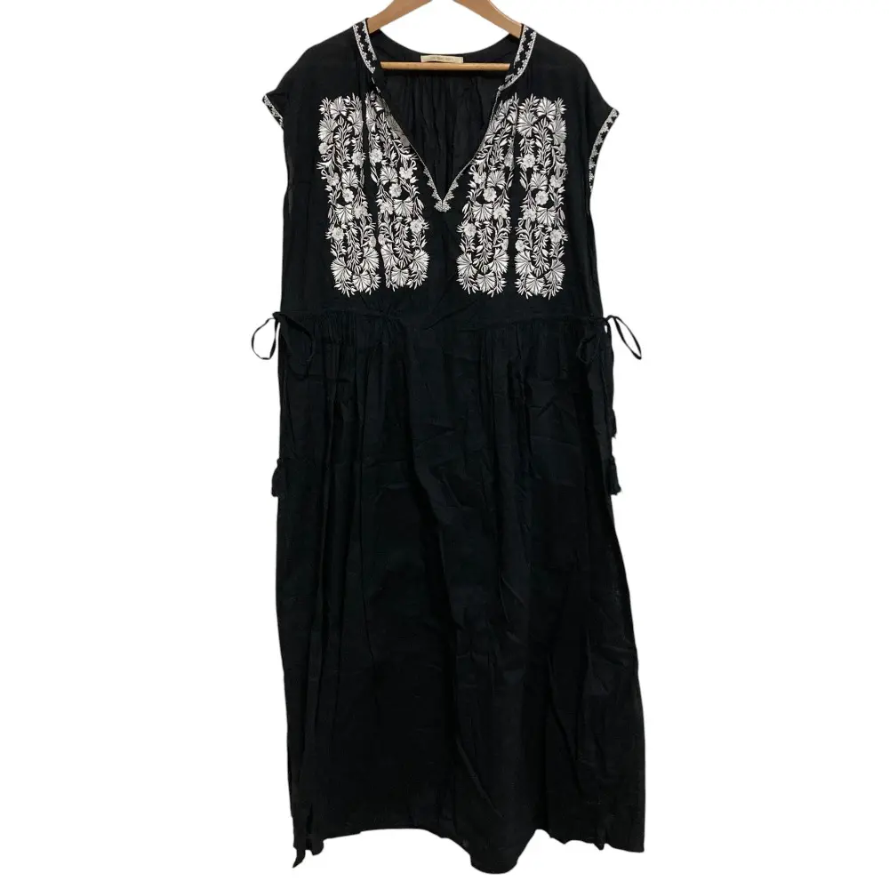 ne Quittez pas ヌキテパ コットンボイル刺繍タッセルワンピース ノースリーブ ロングドレス ブラック