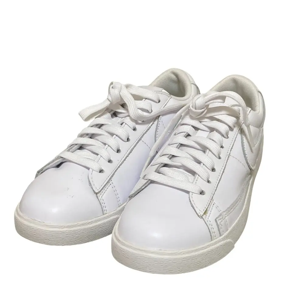 NIKE ナイキ W BLAZER LOW LE ブレーザー ロー ローカット スニーカー AV9370-111 サイズ24cm ホワイト の買取実績【2025年8月買取】