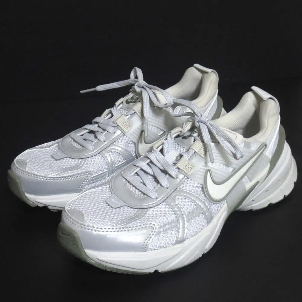 NIKE ナイキ  W V2K RUN ラン スニーカー リフレクティブ FD0736-006 サイズUK4.5 24cm グレー系