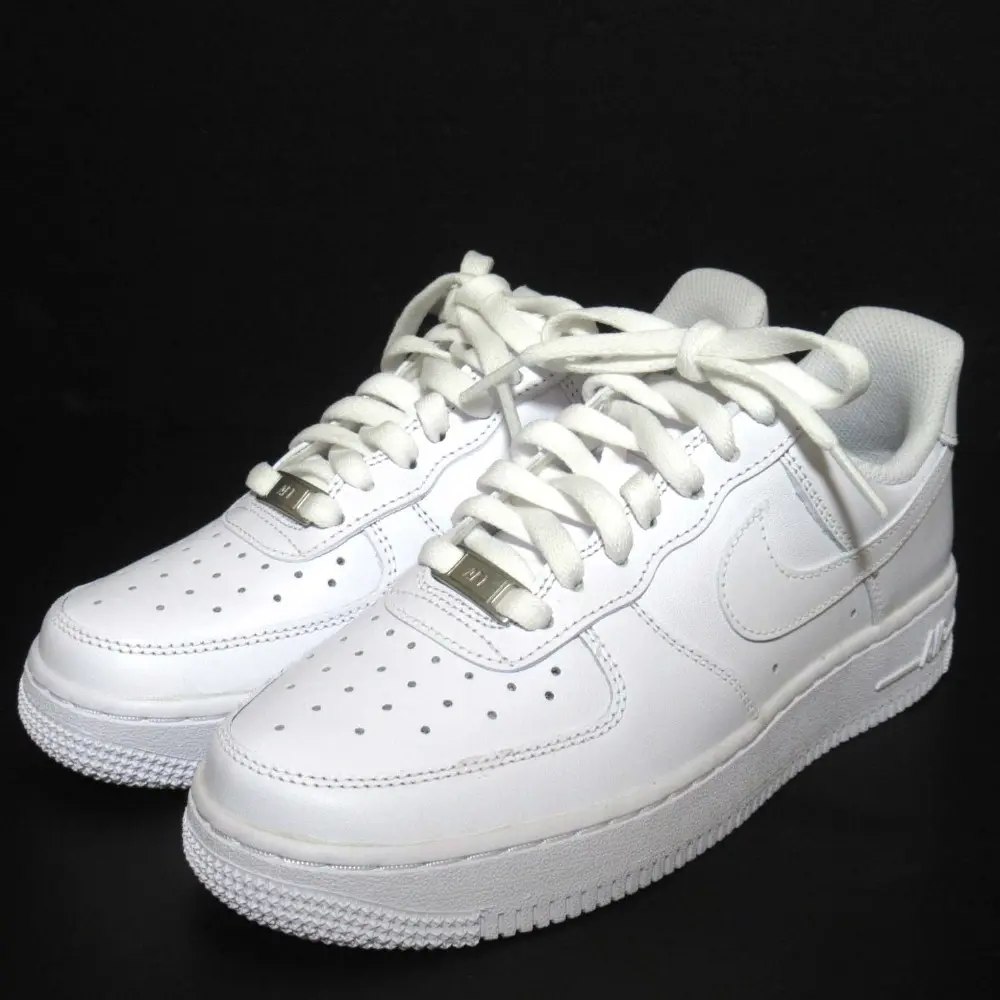 NIKE ナイキ Women's Air Force 1 Low '07 White エアフォース1 ローカット スニーカー DD8959-100 23.5cm ホワイト