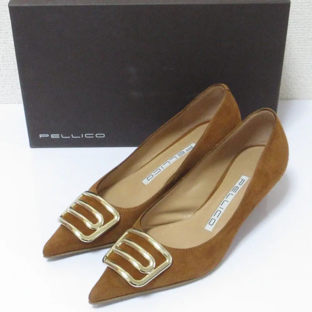 PELLICO ペリーコ PELLICO CUORE Due ANELLI  デュエアネッリ ポインテッドトゥ ピンヒール パンプス 34.5 22.5cm相当 キャメルの買取実績【2024年10月買取】