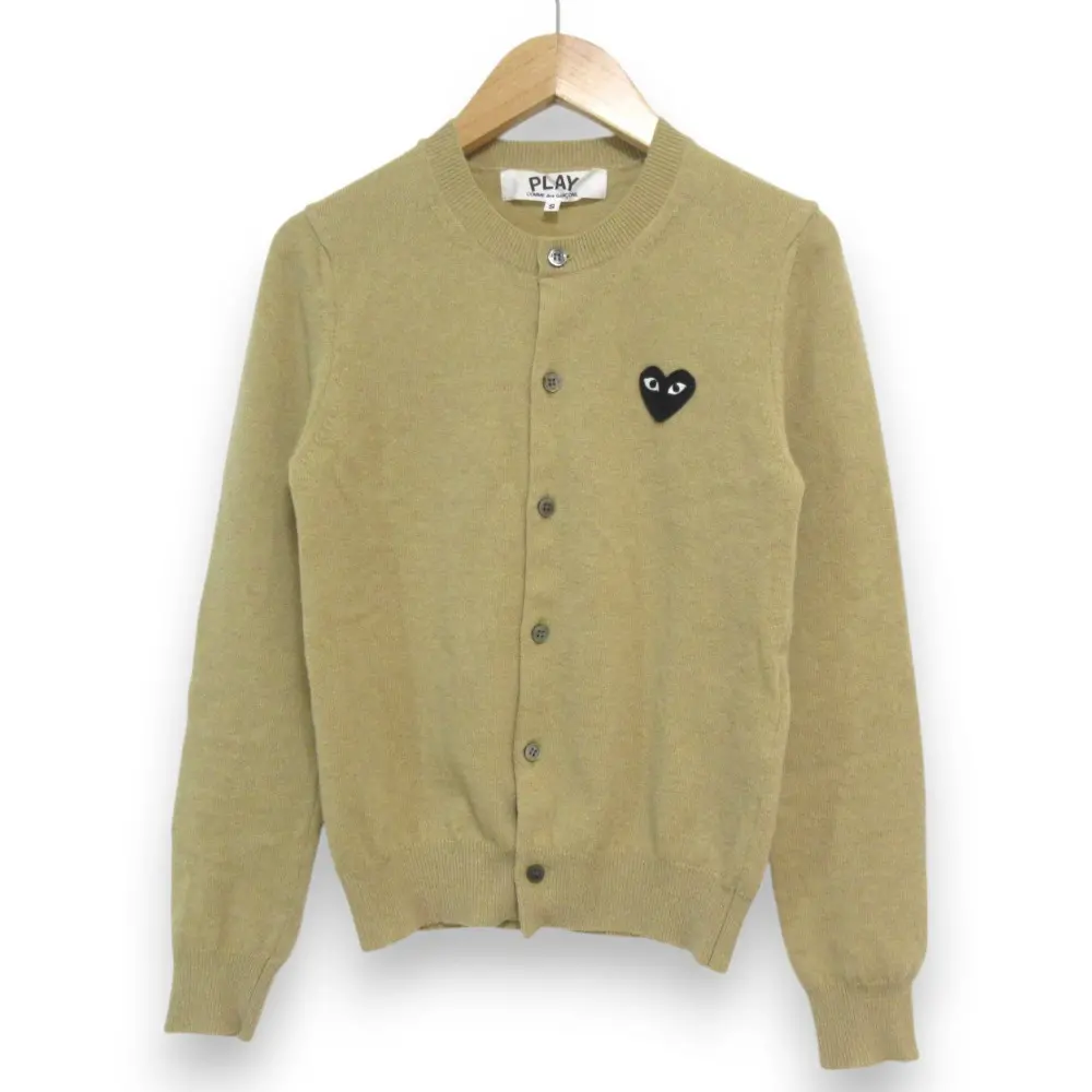 PLAY COMME des GARCONS プレイコムデギャルソン AD2019 ハートワッペン クルーネック ニットカーディガン S ベージュ
