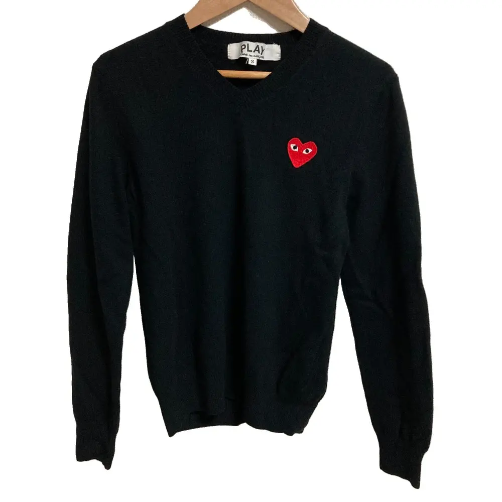 PLAY COMME des GARCONS プレイコムデギャルソン ハートワッペン Vネック ニットセーター Sサイズ ブラック