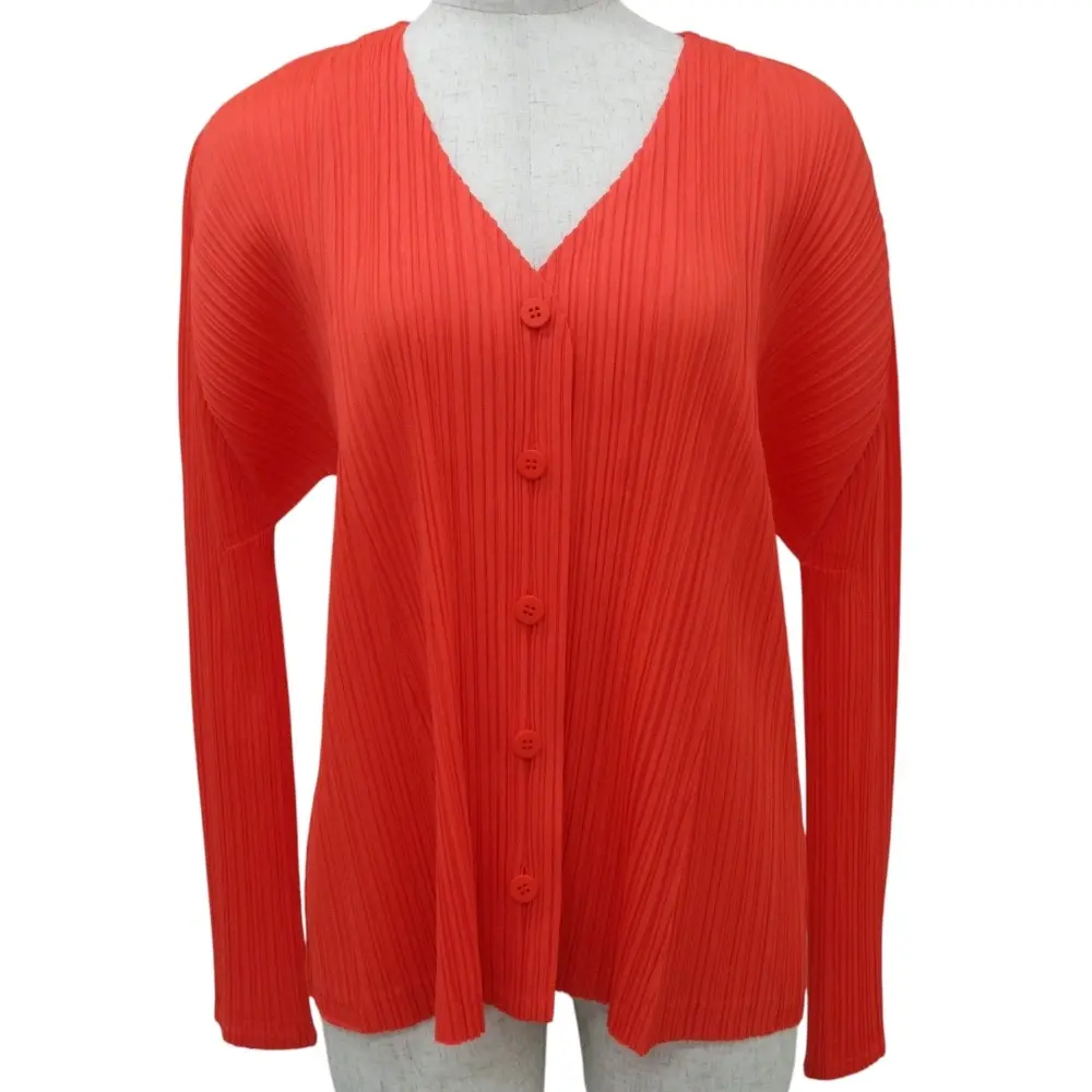 クリーニング済み PLEATS PLEASE プリーツプリーズ イッセイミヤケ Vネック 長袖 シャツ カーディガン PP81-JD142 サイズ3 レッド