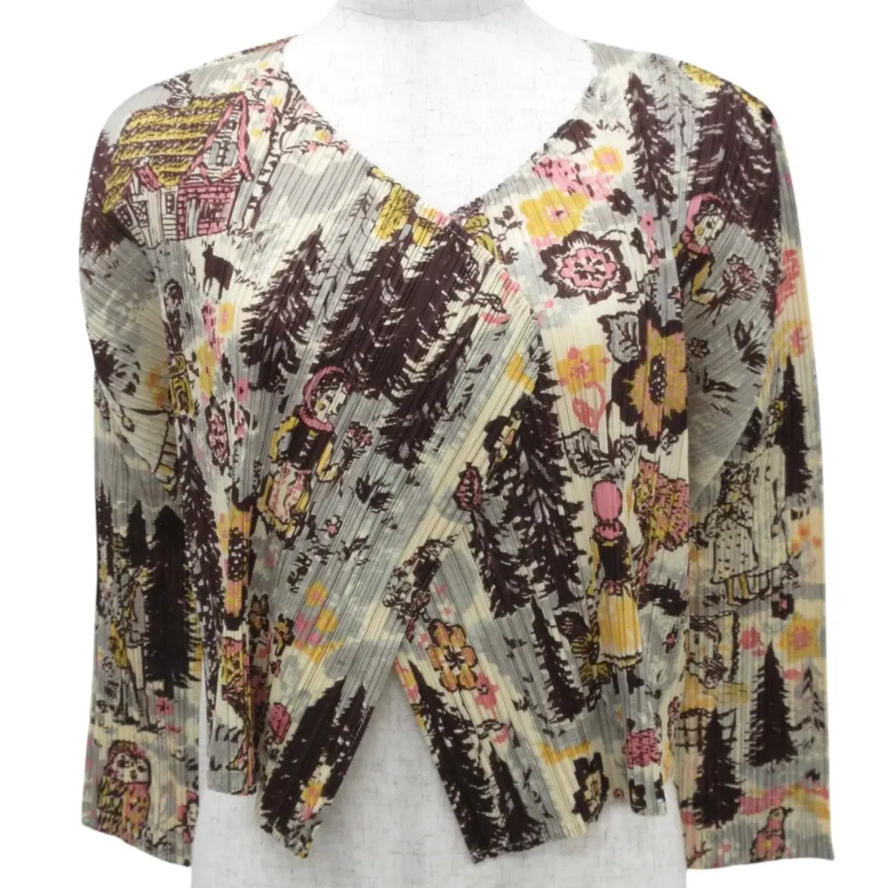 クリーニング済み PLEATS PLEASE プリーツプリーズ ナタリーレテ 赤ずきん ボタンレスカーディガン PP93-J0938 サイズ4 ベージュ