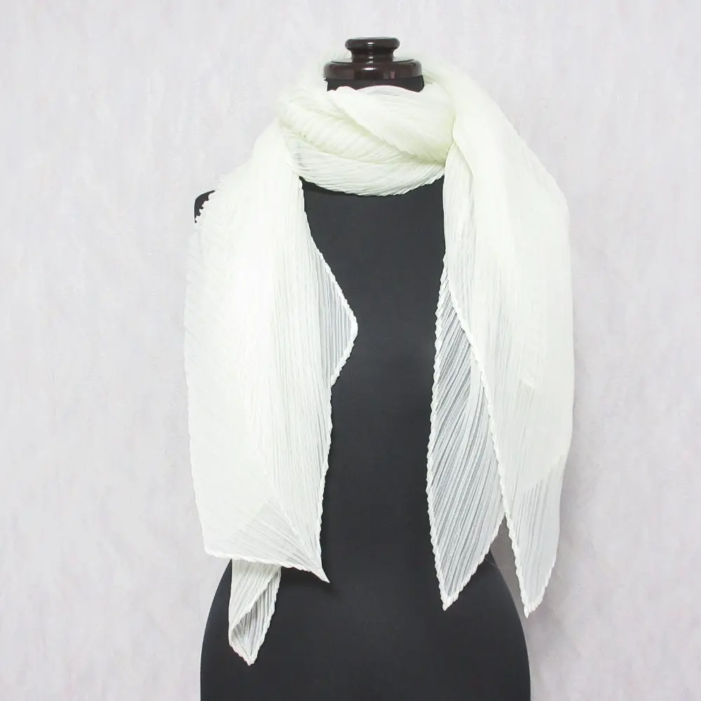 PLEATS PLEASE ISSEY MIYAKE プリーツプリーズ イッセイミヤケ 大判 プリーツストール ショール PP04-AD027 アイボリー