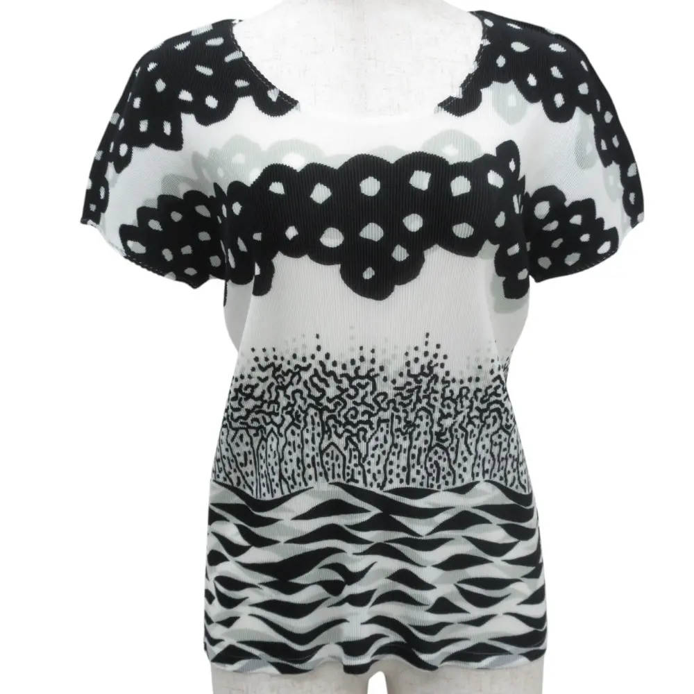 PLEATS PLEASE プリーツプリーズ イッセイミヤケ モノクロプリント 半袖 カットソー PP23-FK322 サイズ3 ブラック ホワイト