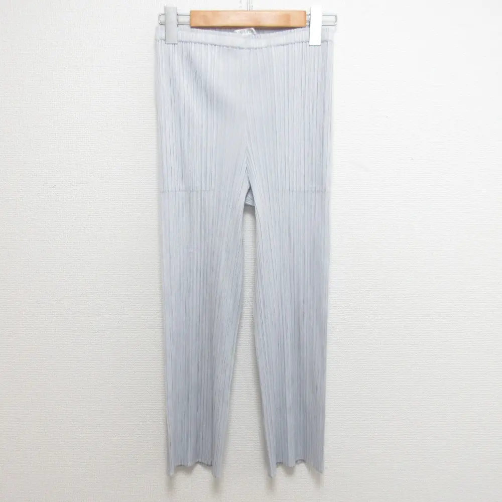 PLEATS PLEASE ISSEY MIYAKE プリーツプリーズ イッセイミヤケ イージー スリム ストレート パンツ サイズ4 ライトグレー