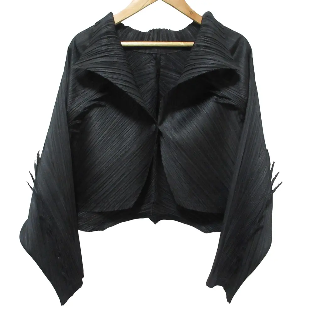 クリーニング済 PLEATS PLEASE ISSEY MIYAKE プリーツプリーズイッセイミヤケ ドルマンスリーブ 変形カーディガン 3 ブラック