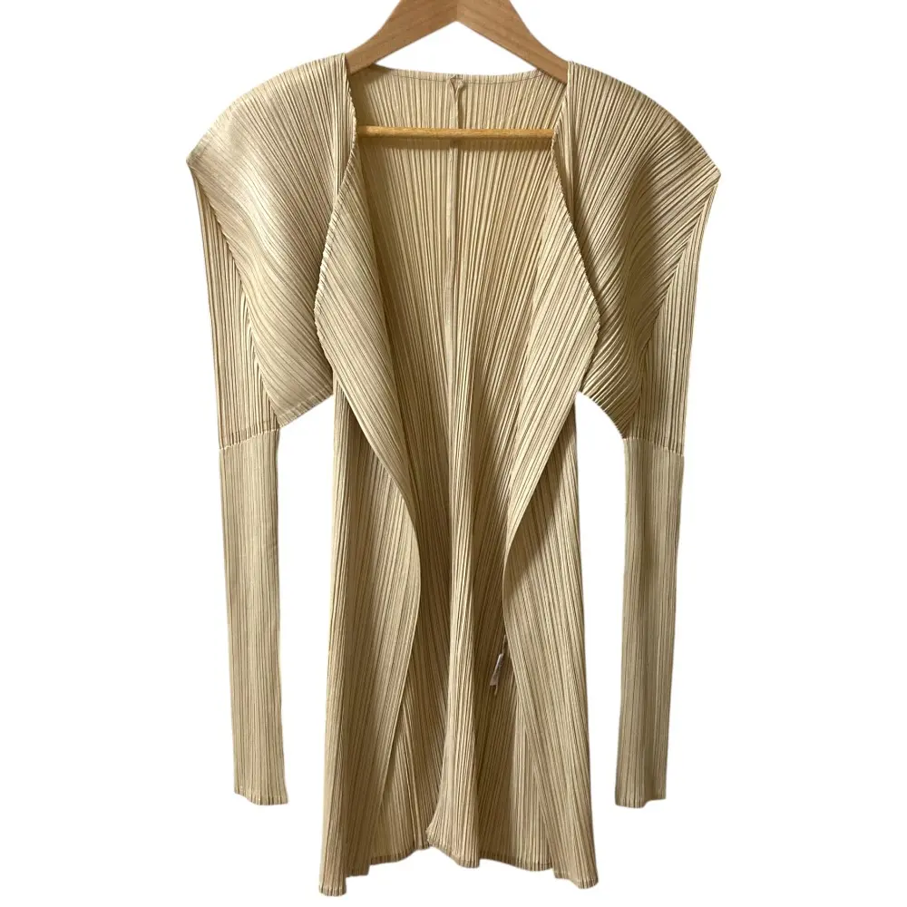 PLEATS PLEASE ISSEY MIYAKE プリーツプリーズ イッセイミヤケ フロントオープン カーディガン サイズ3 ベージュ