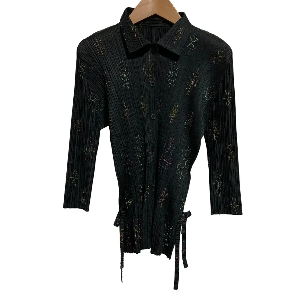 PLEATS PLEASE ISSEY MIYAKE プリーツプリーズ イッセイミヤケ 雪の結晶 エンブロイダリーシャツ PP53-JJ722 サイズ3 ブラック