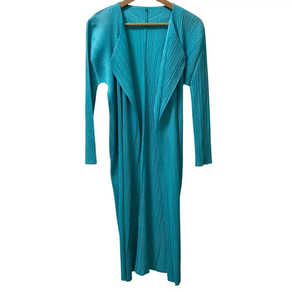 PLEATS PLEASE ISSEY MIYAKE プリーツプリーズ イッセイミヤケ ロングカーディガン PP03-JA111 サイズ2 ライトブルーの買取実績【2025年8月買取】