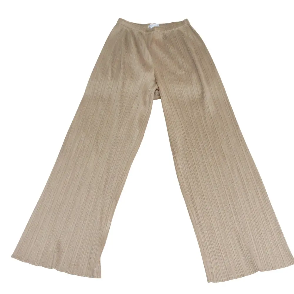 PLEATS PLEASE ISSEY MIYAKE プリーツプリーズ イッセイミヤケ ストレートパンツ PP93-JF143 サイズ1 ベージュ