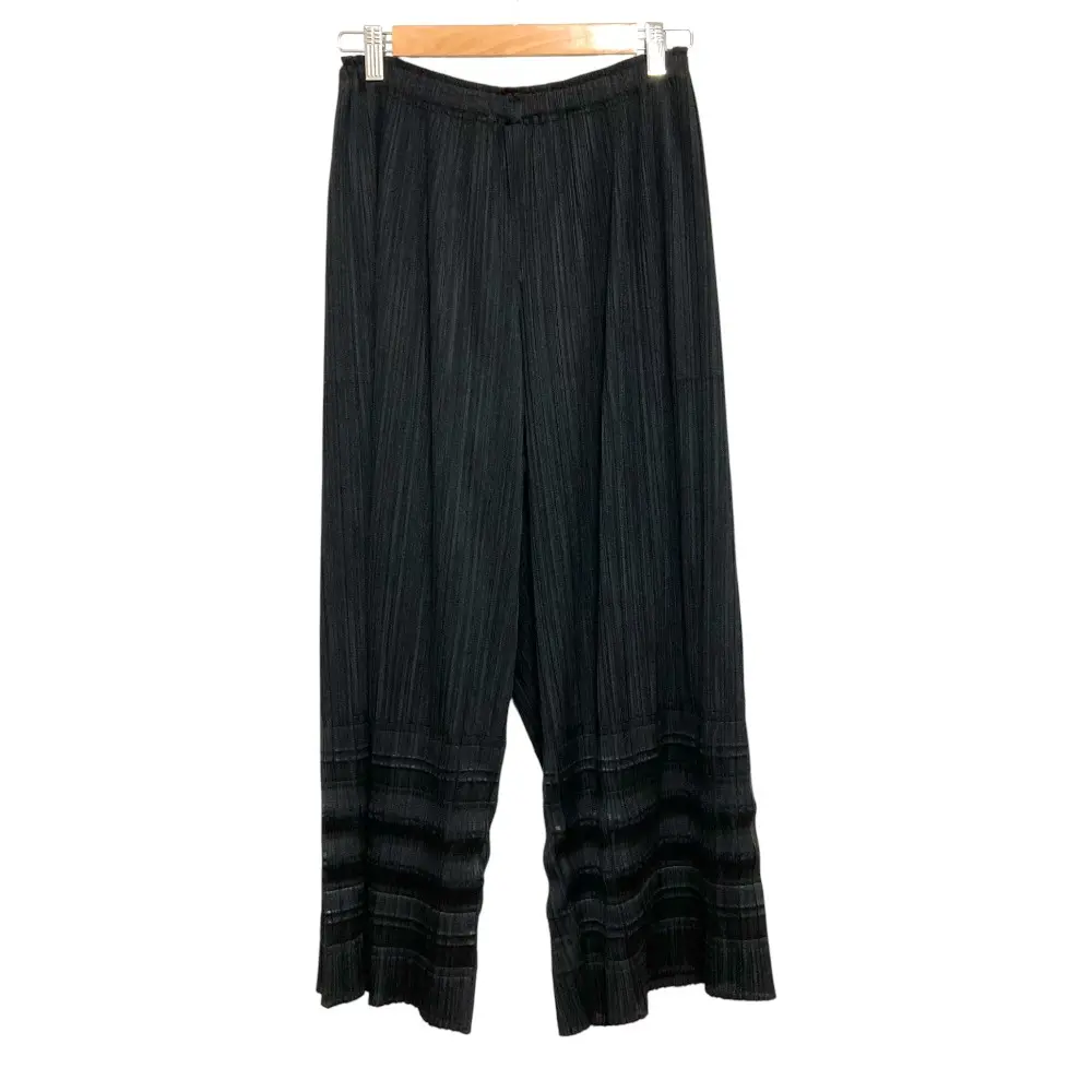 PLEATS PLEASE ISSEY MIYAKE プリーツプリーズ イッセイミヤケ イージーワイドパンツ PP71-JF783 サイズ3 ブラック