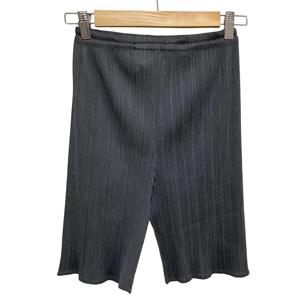 PLEATS PLEASE ISSEY MIYAKE プリーツプリーズ イッセイミヤケ ショートパンツ PP04-JF610 サイズ3 グレー