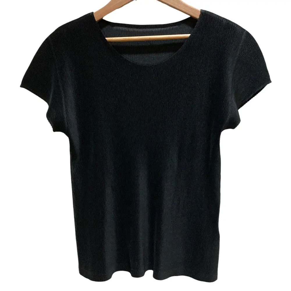 PLEATS PLEASE ISSEY MIYAKE プリーツプリーズ イッセイミヤケ ショートスリーブ カットソー PP02FK102 サイズ3 ブラックの買取実績【2025年11月買取】