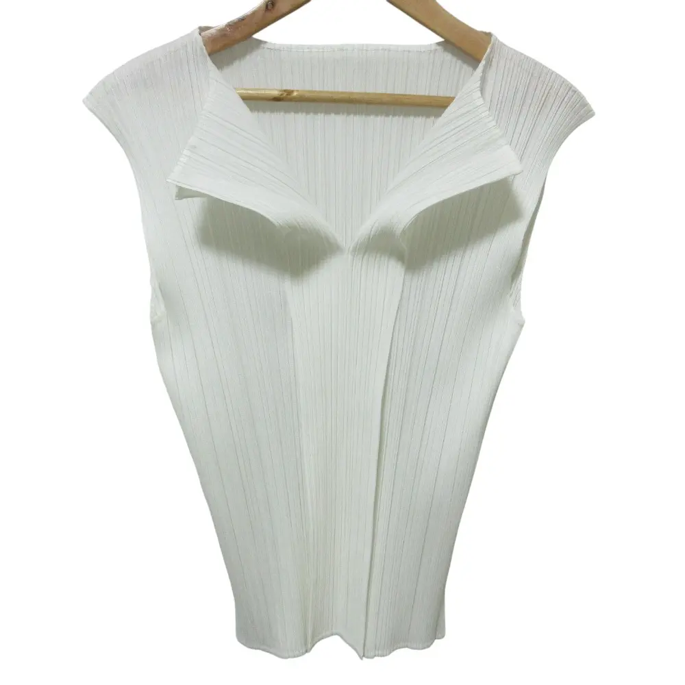 PLEATS PLEASE ISSEY MIYAKE プリーツプリーズ イッセイミヤケ ノースリーブカットソー ブラウス 3 ホワイト