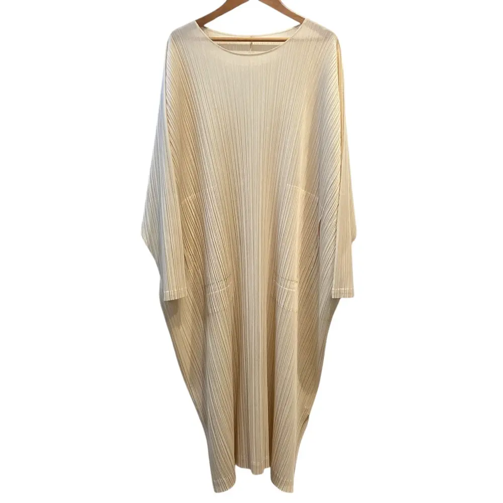 PLEATS PLEASE ISSEY MIYAKE プリーツプリーズ イッセイミヤケ オーバーサイズ ワンピース PP93-JH206 サイズ3 ベージュ