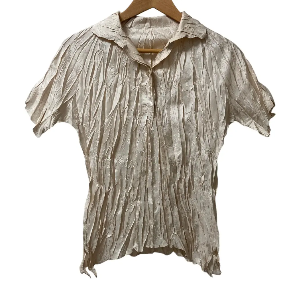 PLEATS PLEASE ISSEY MIYAKE プリーツプリーズ イッセイミヤケ シワ加工 シャツ PP34-ZT913 サイズ3 ライトベージュ