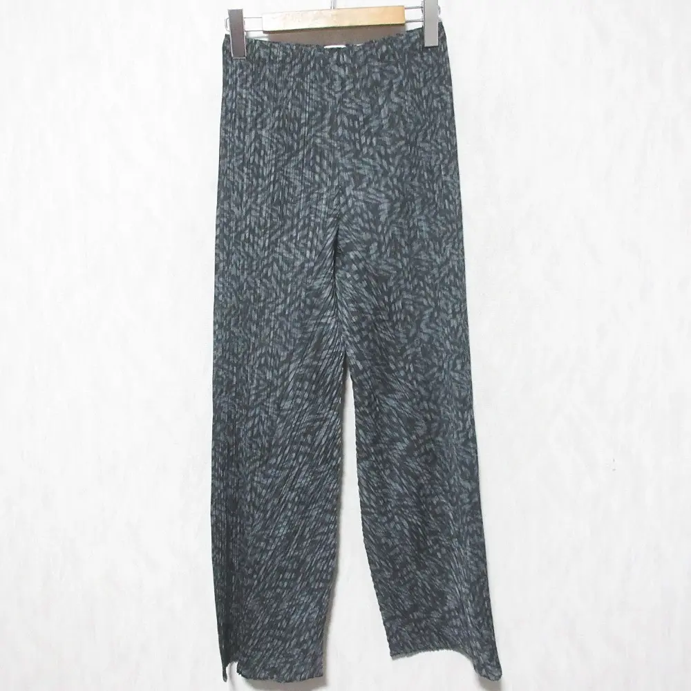 PLEATS PLEASE ISSEY MIYAKE プリーツプリーズ イッセイミヤケ フレアパンツ PP43-JF963 サイズ3 グレー