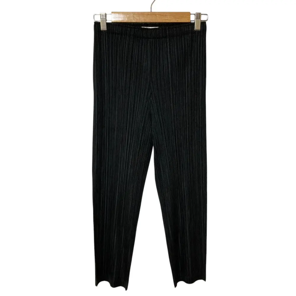 PLEATS PLEASE ISSEY MIYAKE プリーツプリーズ イッセイミヤケ スリムパンツ pp63-jf411 サイズ4 ブラック