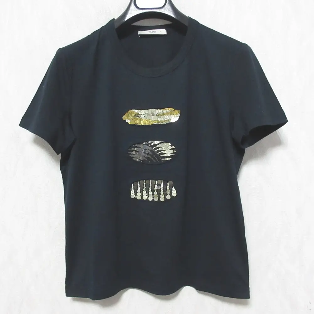 PRADA プラダ スパンコールデザイン Tシャツ カットソー XL ブラックの買取実績【2024年9月買取】