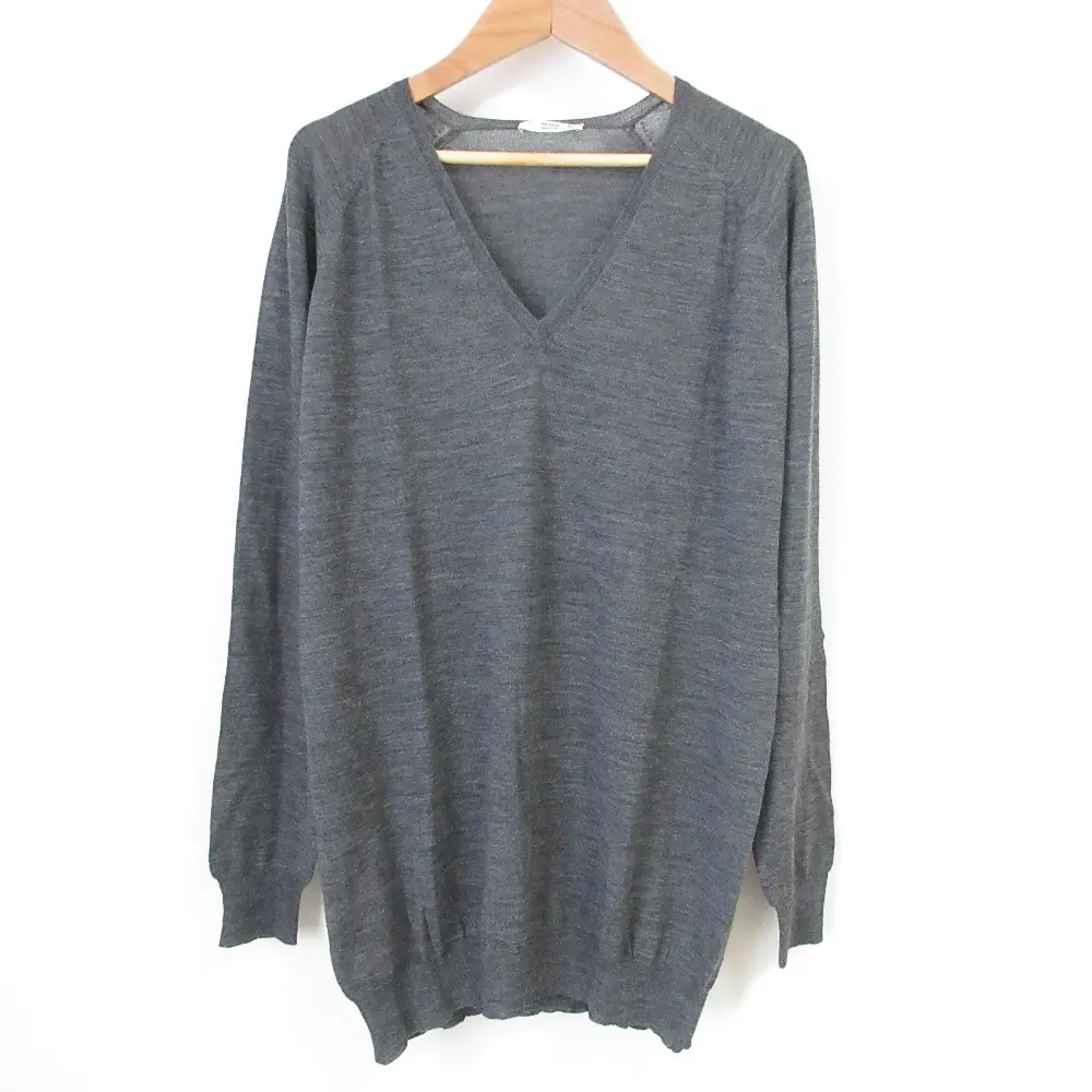 PRADA カシミヤ100% プラダ カシミヤセーター 42サイズ プラダ PRADA カシミヤニット セーター 長袖 Vネック イタリア製