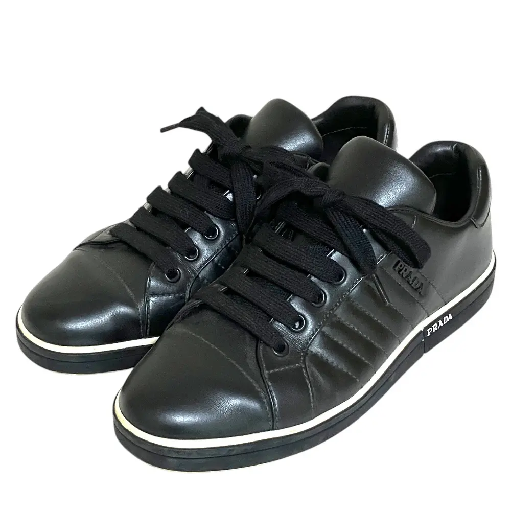 PRADA プラダ サイドロゴ レザー ローカット スニーカー 1E886L サイズ37 24cm相当 ブラックの買取実績【2026年3月買取】