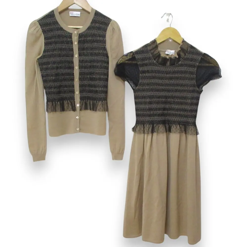 RED VALENTINO レッドヴァレンティノ チュールニット カーディガン+半袖ひざ丈ワンピース アンサンブル S ベージュ ブラックの買取実績【2024年9月買取】