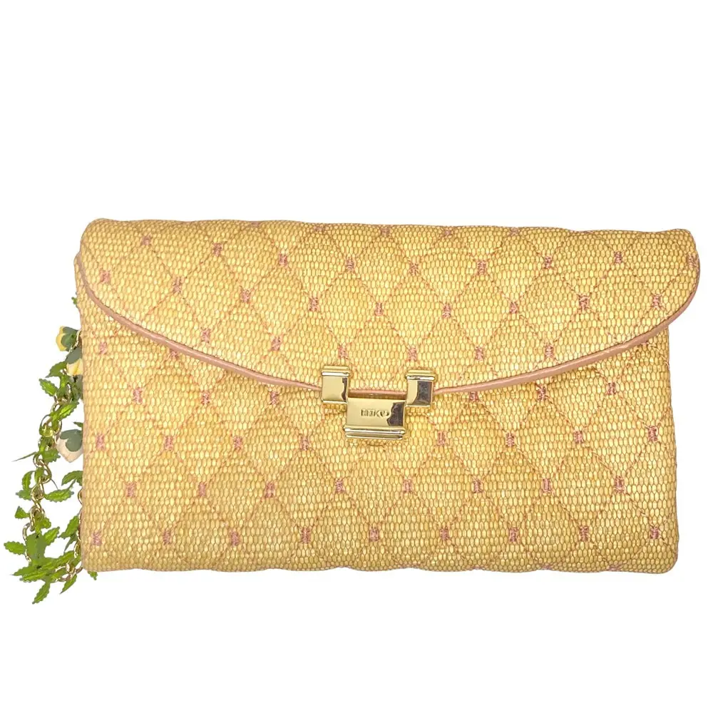 RED VALENTINO レッドヴァレンティノ キルティングクラッチバッグ ナチュラル ベージュの買取実績【2025年6月買取】