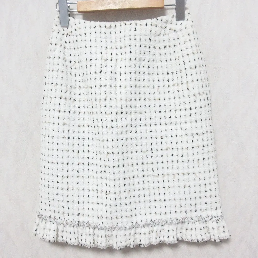 Rene ルネ フリルヘム ひざ丈 ツイードスカート 6614030 36 ホワイト