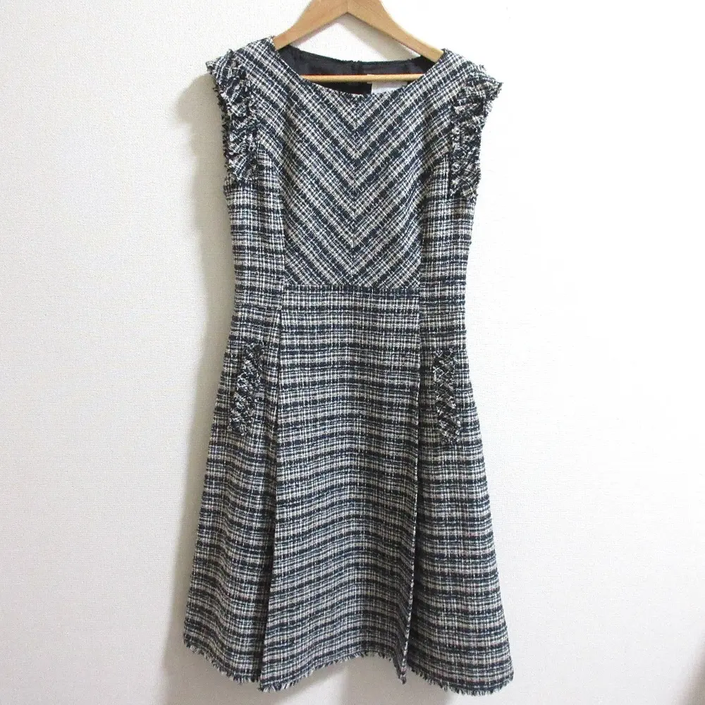 Rene ルネ TISSUE社製 ノースリーブ ツイードワンピース サイズ36 ネイビー