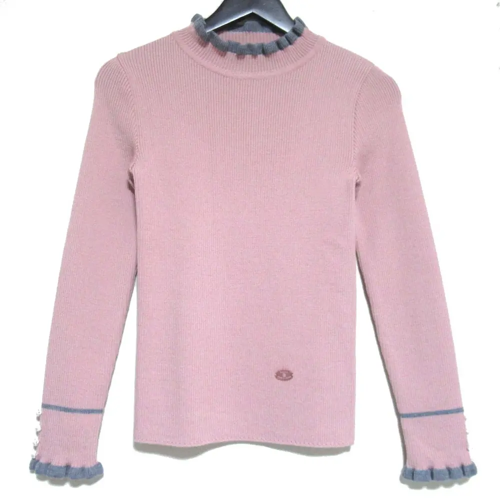 Rene ルネ 24年製 袖パール ロゴプレート フリル ハイネック リブニット セーター 5432150 サイズ36 ピンク×グレー